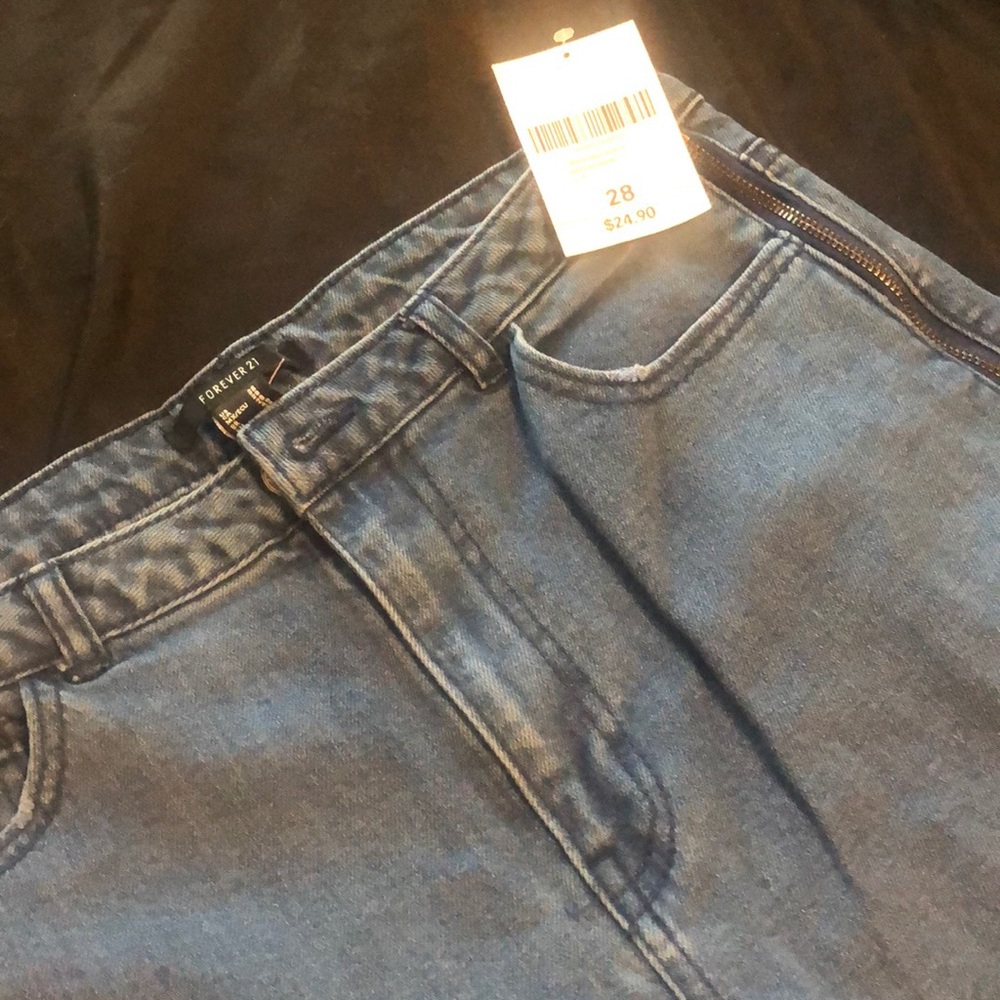 Forever 21 ankle jeans with zippers down the sides